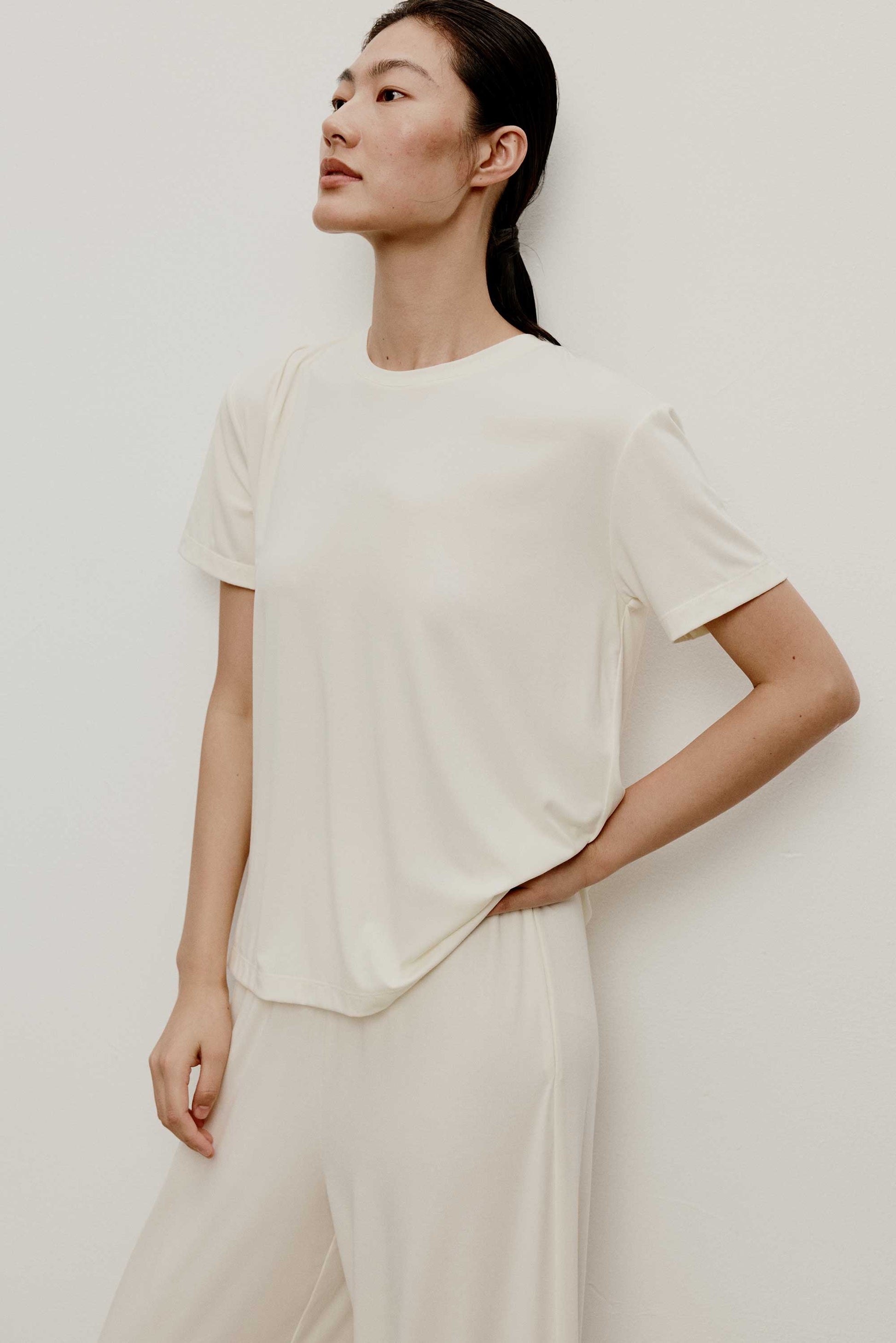 woman in white T-Shirt