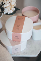 Image of two stacked round Barely Zero packaging boxes. Cinnamon Taste color.