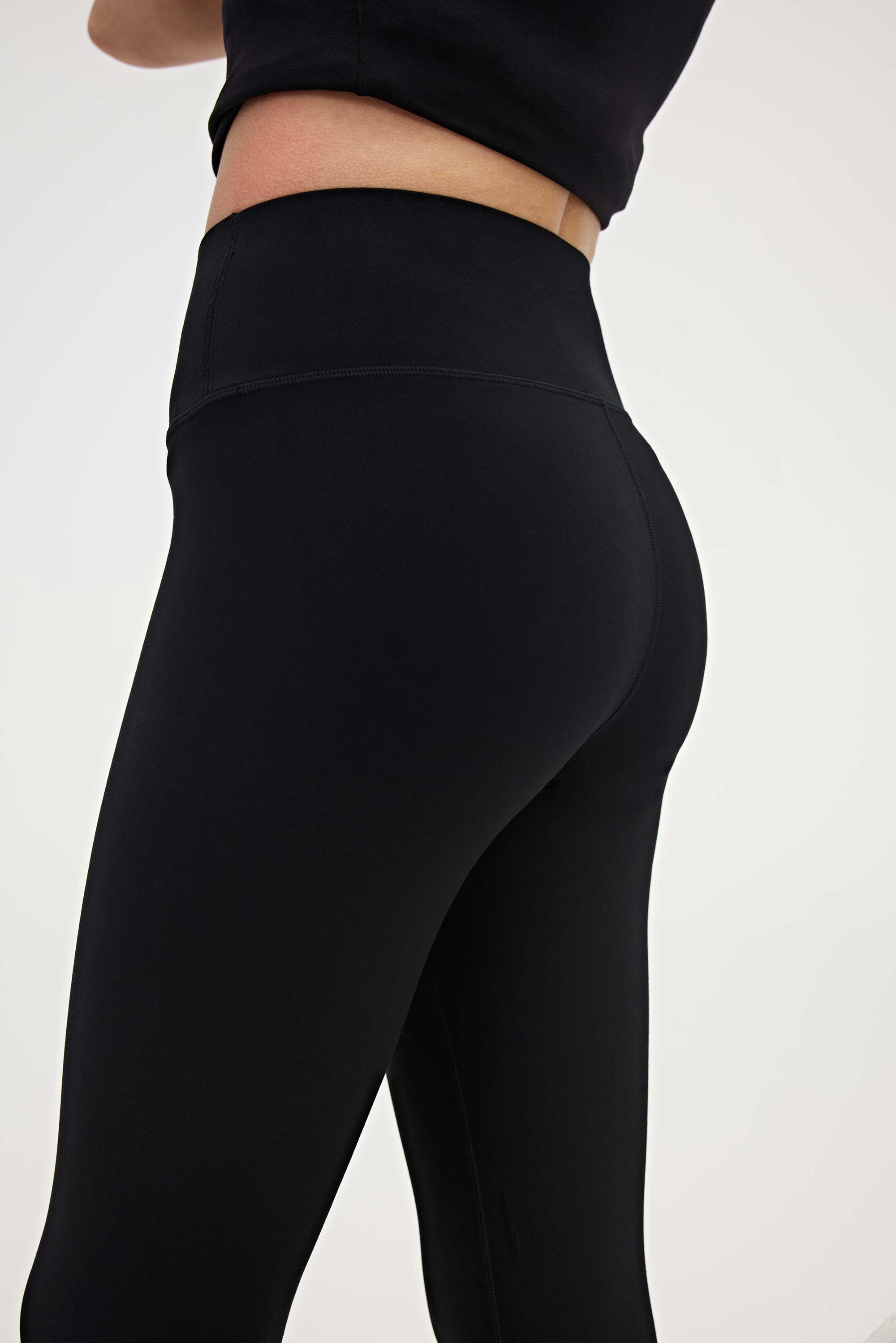 black leggings