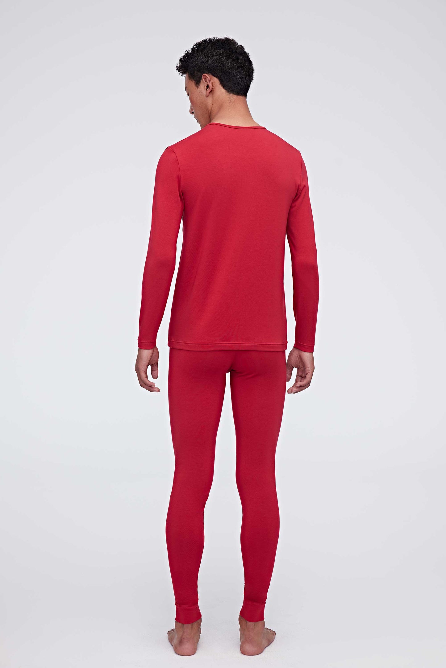 The back of the red thermal set
