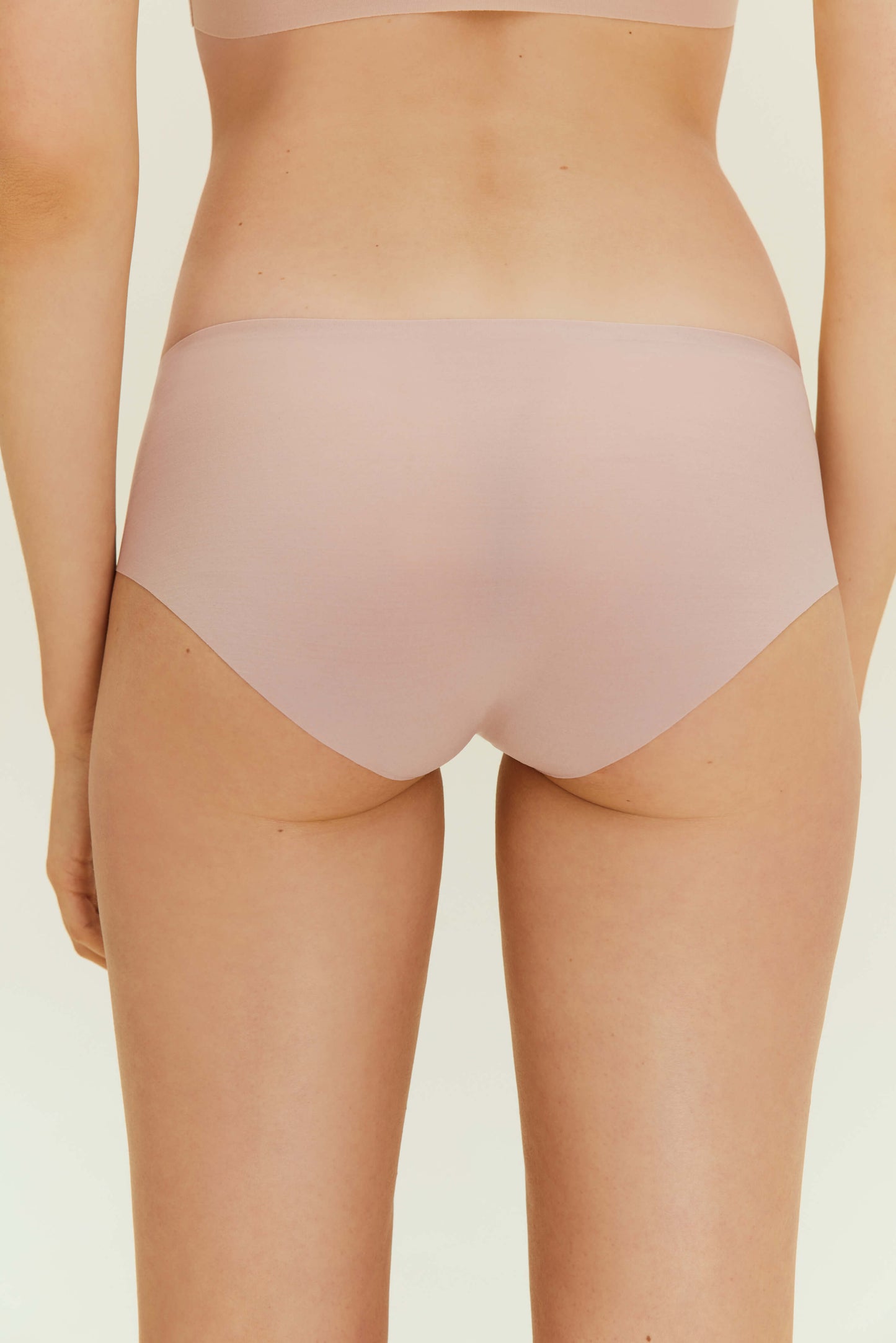 Bello Modal Antibacterial Iodine Gauze High Waisted Seamless Briefs - Skin  Color (Normal/Large) - Shop peilou Women's Underwear - Pinkoi