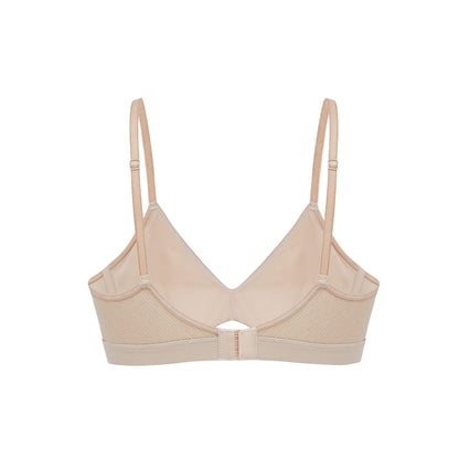 back flat lay of ndue bra
