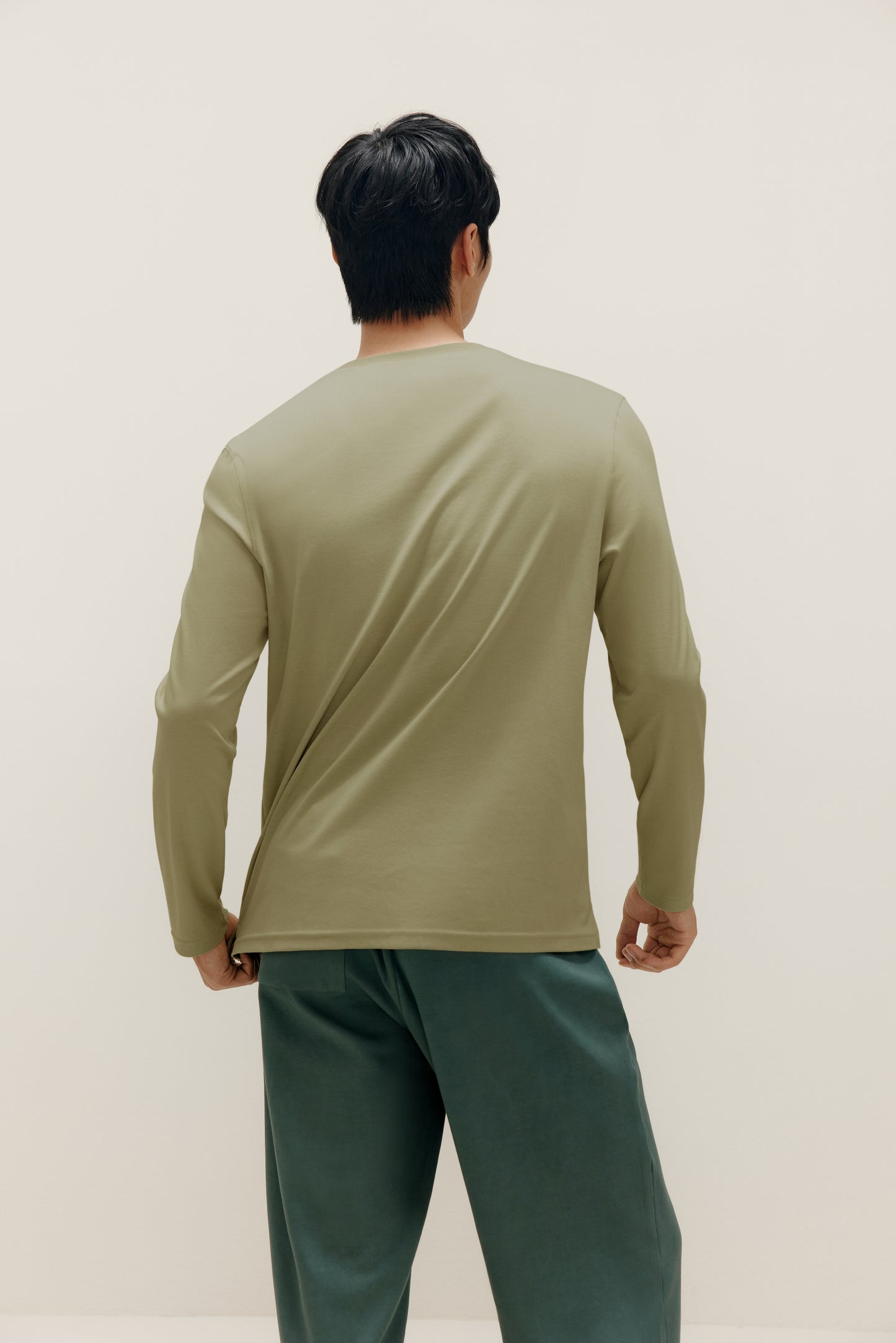Men's Basic Long Sleeved T-shirt