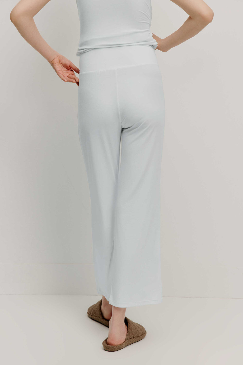 back of maternity pajama pants