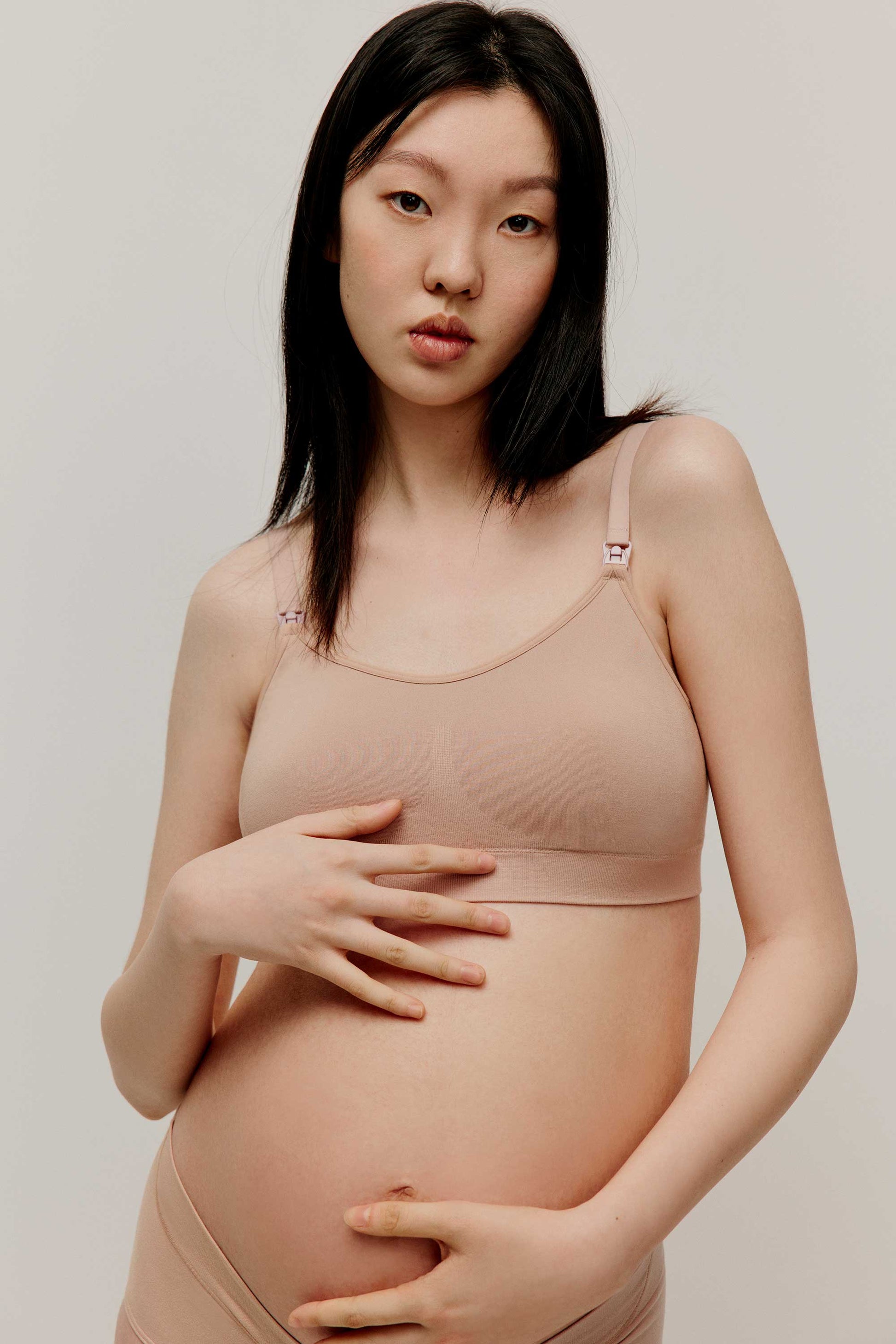 Maternity/nursing bra, skintone, Carriwell